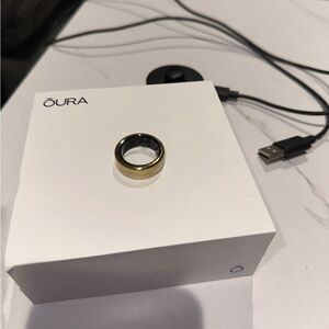 OURA RING gold size 8